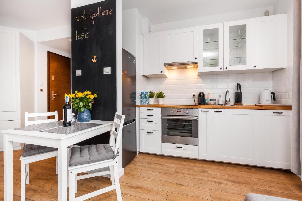 Goodhome - Sea Towers Apartment Gdynia Extérieur photo